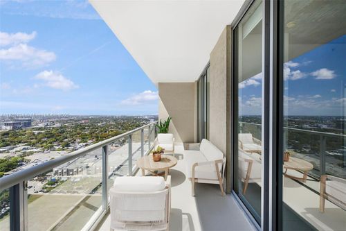 apt-h2706-3470 E Coast Ave, Miami, FL, 33137-4240 | Card Image