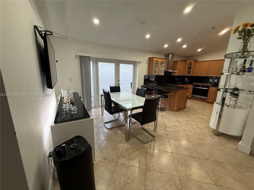 12323 Sw 198th St, Miami, FL, 33177-4954 | Card Image