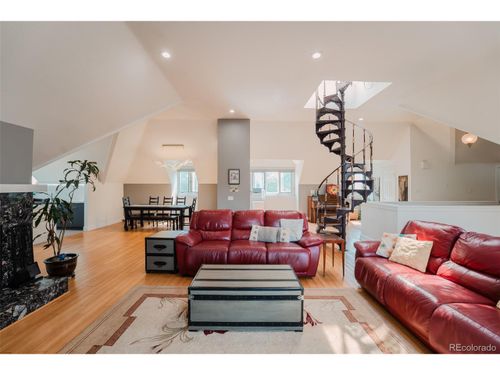 3b-1165 N Pennsylvania St, Denver, CO, 80203-2501 | Card Image