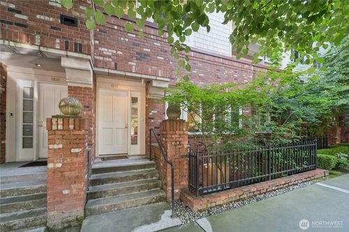 109-1513 Nw 57th St, Seattle, WA, 98107-3018 | Card Image