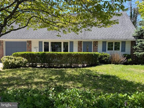 71 Kingapple Ln, LEVITTOWN, PA, 19055-2410 | Card Image
