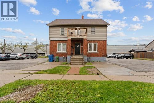 2391 Cadillac St, Windsor, ON, N8W3Y3 | Card Image