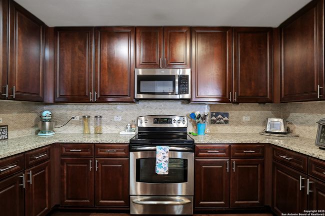 APT-703 - 215 Center St, Condo with 2 bedrooms, 3 bathrooms and null parking in San Antonio TX | Image 15
