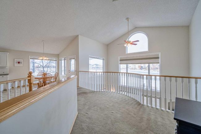 128 Coral Shores Cape Ne, Home with 7 bedrooms, 1 bathrooms and 2 parking in Calgary AB | Image 9