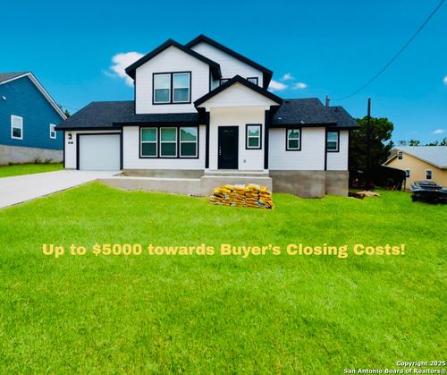 122 Hi View Dr, Pipe Creek, TX, 78063-6456 | Card Image