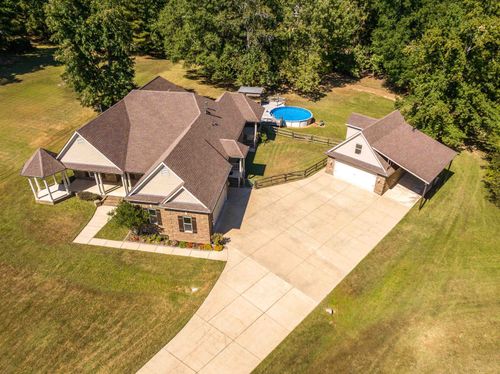 195 Woodwind Cv, Eads, TN, 38028-6002 | Card Image