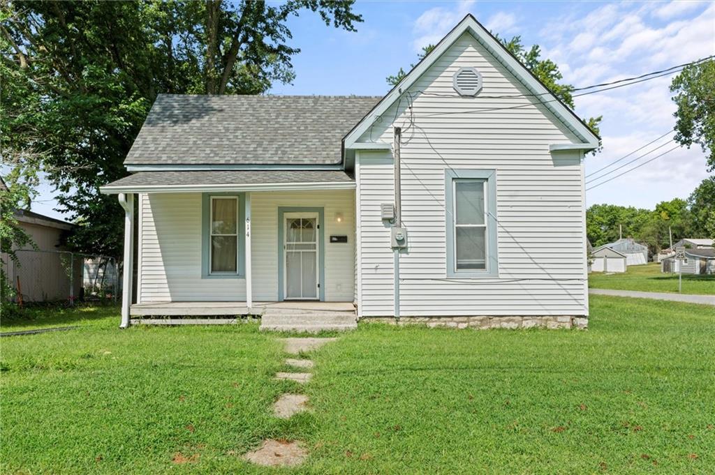 Whitmer St, Richmond, MO 64085