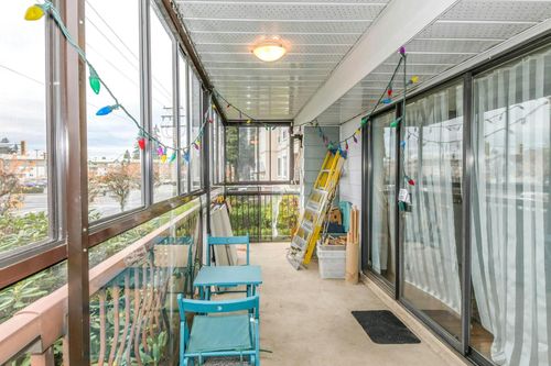 101-32033 Old Yale, Abbotsford, BC, V2T2C8 | Card Image