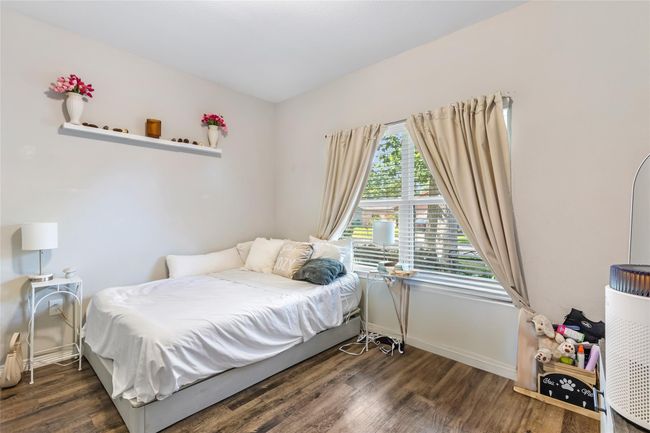 Large room at the front of the home. | Image 21