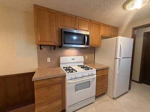 1015 Swan Lake Court, Edmond, OK, 73003 | Card Image