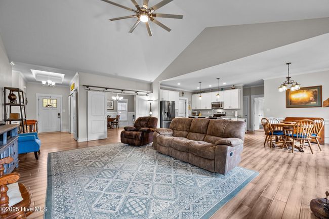 442 Crows Nest Ln, House other with 3 bedrooms, 2 bathrooms and 2 parking in Sneads Ferry NC | Image 7
