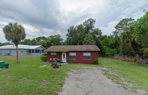 2205 N 44th St, Fort Pierce, FL, 34946-1528 | Card Image