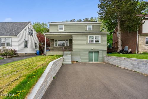 92 Fleetwood Ave, Albany, NY, 12209-1108 | Card Image