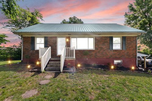 6708 Danville Loop 2 Rd, Nicholasville, KY, 40356-8546 | Card Image