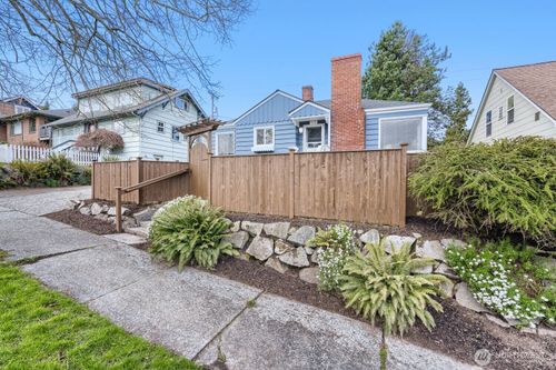 4731 35th Avenue Sw, Seattle, WA, 98126 | Card Image