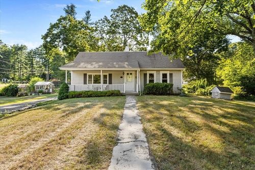 11 Gurney Rd, East Freetown, MA, 02717-1107 | Card Image