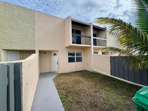 2-3662 Sw 59th Ave, Davie, FL, 33314-2614 | Card Image