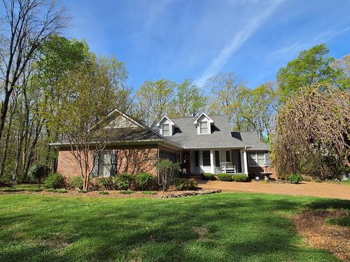 1876 Ridgewood Dr, Sparta, TN, 38583-8721 | Card Image