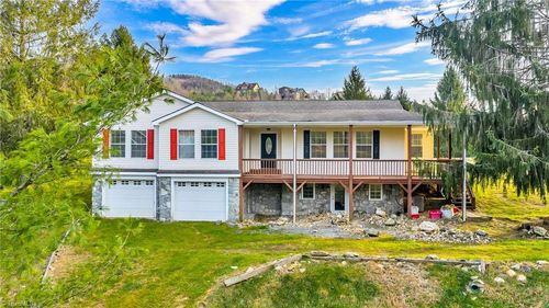 254 Noahs Rd, Fleetwood, NC, 28626-9272 | Card Image