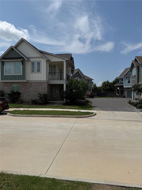 15103 Colorado Bend Park Dr, Cypress, TX, 77433-7028 | Card Image