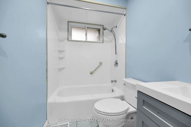 3 Talisman Crt, House other with 4 bedrooms, 2 bathrooms and 2 parking in Dundas ON | Image 17