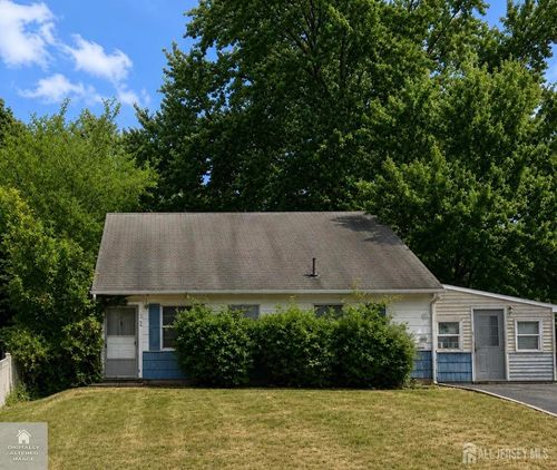 52 Pinetree Dr, Parlin, NJ, 08859-1151 | Card Image