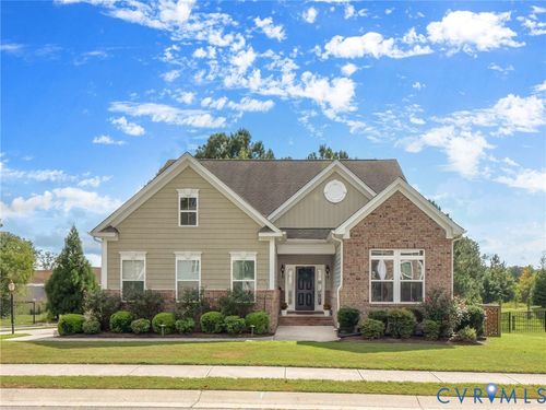 7488 Market Place Dr, Quinton, VA, 23141-1658 | Card Image