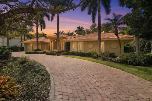 218 Robin Drive, SARASOTA, FL, 34236 | Card Image