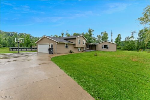 355 S Pricetown Rd, Diamond, OH, 44412-9633 | Card Image