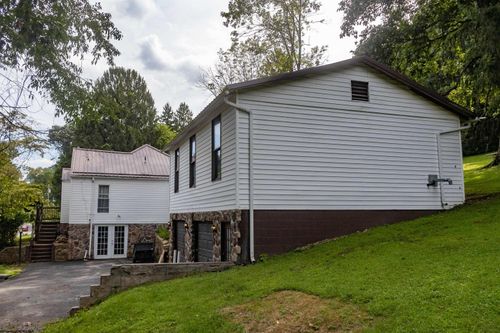 5359 Fairmont Rd, Rivesville, WV, 26588-9047 | Card Image