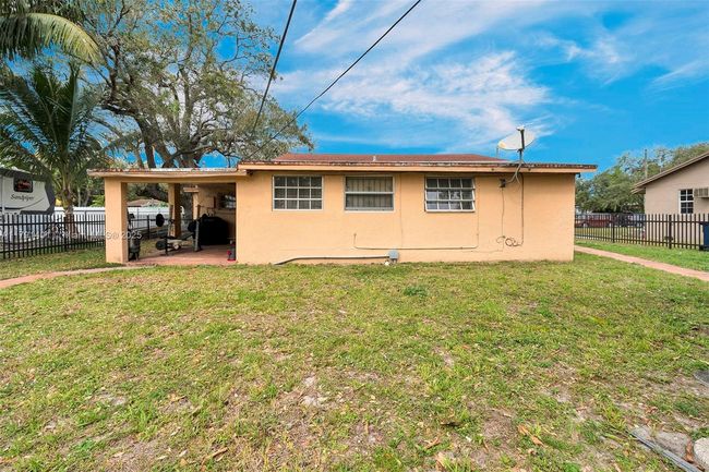 1900 Nw 88 Th St, Home with 0 bedrooms, 0 bathrooms and 4 parking in Miami FL | Image 23