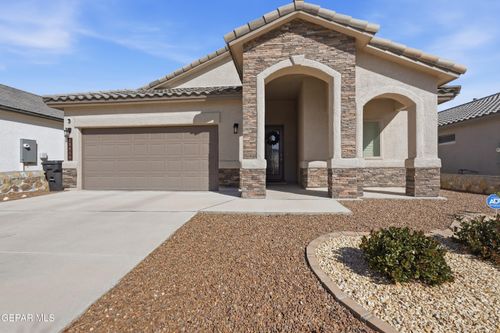 13845 Paseo De Loma Dr, Horizon City, TX, 79928-8452 | Card Image