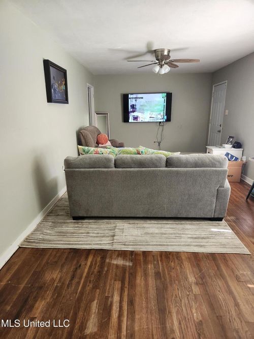 3052 Woodside Dr, Jackson, MS, 39212-4134 | Card Image