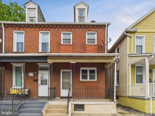 713 S Front St, STEELTON, PA, 17113-2916 | Card Image