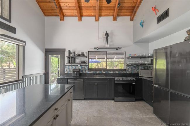 2196 Sw Ranch Trl, House other with 2 bedrooms, 2 bathrooms and 2 parking in Stuart FL | Image 12