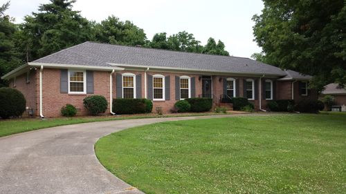 310 Robinhood Rd, Brentwood, TN, 37027-5138 | Card Image