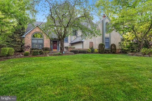 100 Forrest Hills Dr, VOORHEES, NJ, 08043-3913 | Card Image