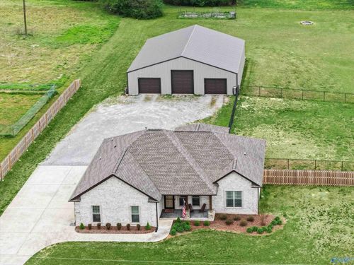 23359 Mooresville Rd, Athens, AL, 35613-3102 | Card Image