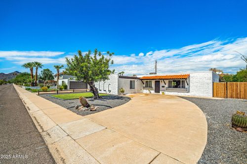 8326 E Crestwood Way, Scottsdale, AZ, 85250-7314 | Card Image