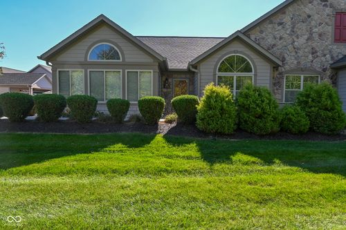 5732 Lifestyle Dr, Indianapolis, IN, 46237-7345 | Card Image