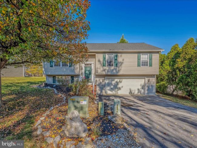 102 Artisan Way, House other with 3 bedrooms, 3 bathrooms and null parking in MARTINSBURG WV | Image 4