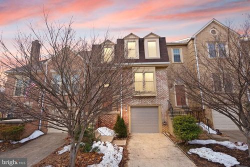 3006 Oakton Meadows Ct, OAKTON, VA, 22124-2637 | Card Image