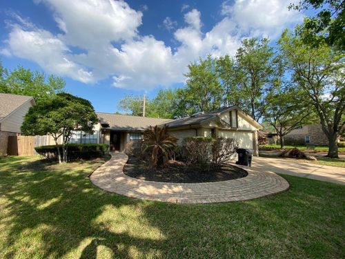 2439 Woodstream Blvd, Sugar Land, TX, 77479-2201 | Card Image