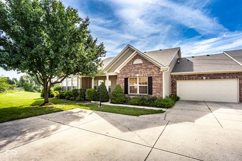 2618 Big Bear Ln, Indianapolis, IN, 46217-7064 | Card Image