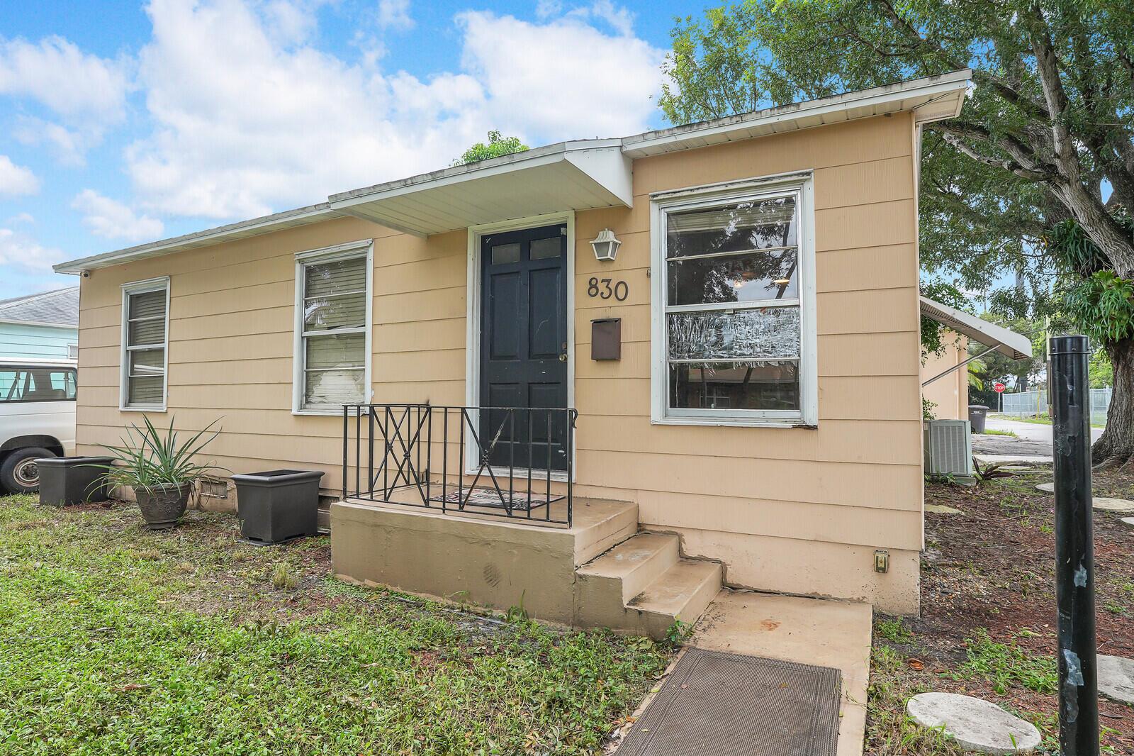 Winters St, West Palm Beach, FL 33405