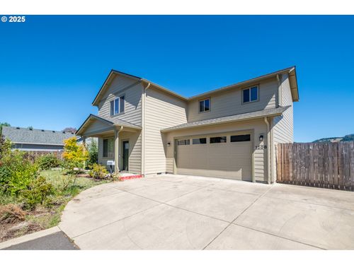 1208 Albatross Ct, Sweet Home, OR, 97386-1447 | Card Image