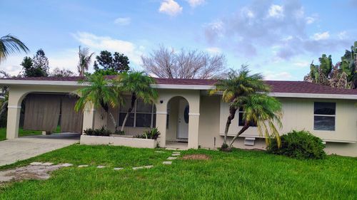 884 Se Solaz Avenue, Port St. Lucie, FL, 34983 | Card Image