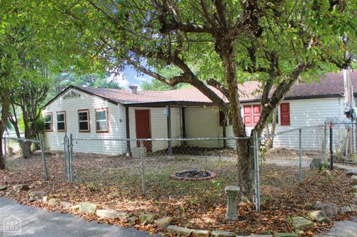 1816 Greene 724 Rd, Paragould, AR, 72450-9404 | Card Image