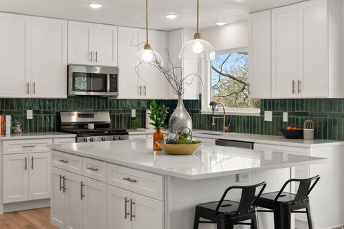 368 Spring Creek Rd, Providence, UT, 84332-9432 | Card Image
