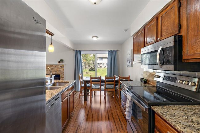 45105 Horseshoe Cir, Condo with 2 bedrooms, 3 bathrooms and null parking in Canton MI | Image 12